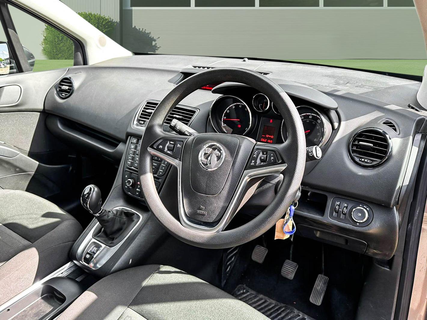 Vauxhall Meriva 1.4 16V Exclusiv MPV 5dr Petrol Manual Euro 5 (100 ps)