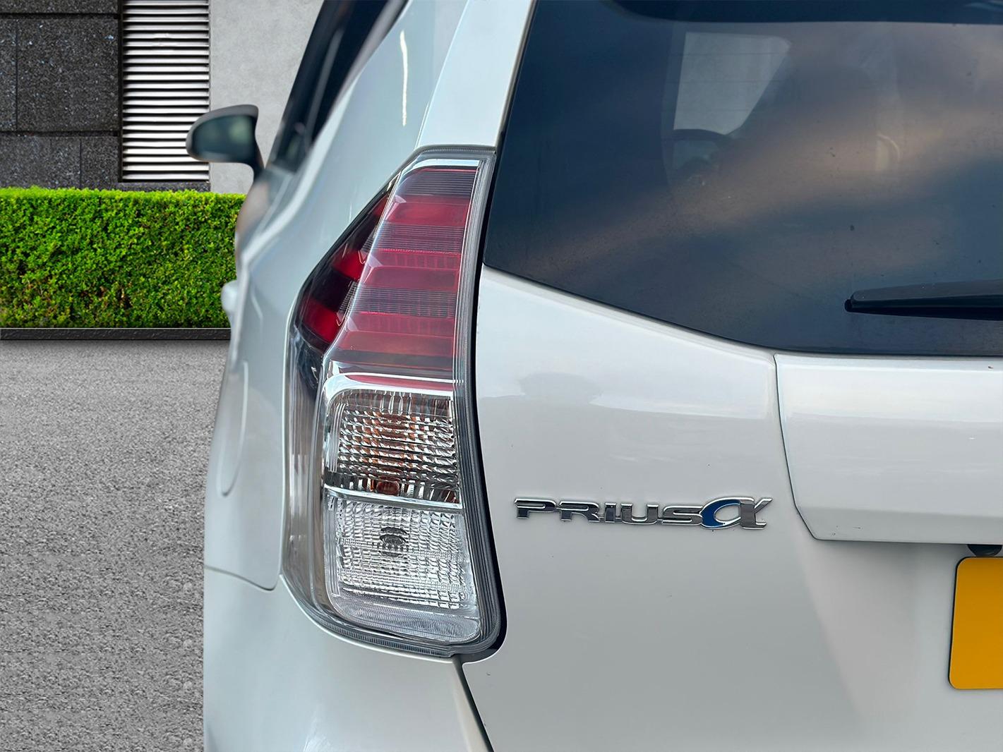 Toyota Prius 1.8 VVT-h Excel Hatchback 5dr Petrol Hybrid CVT Euro 6 (s/s) (122 ps)