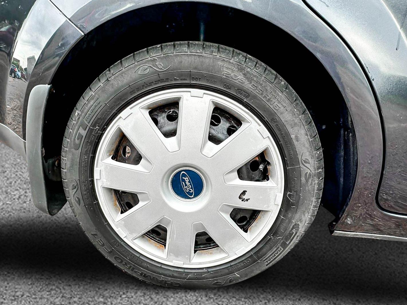 Ford Focus 1.4 LX Hatchback 5dr Petrol Manual (159 g/km, 79 bhp)