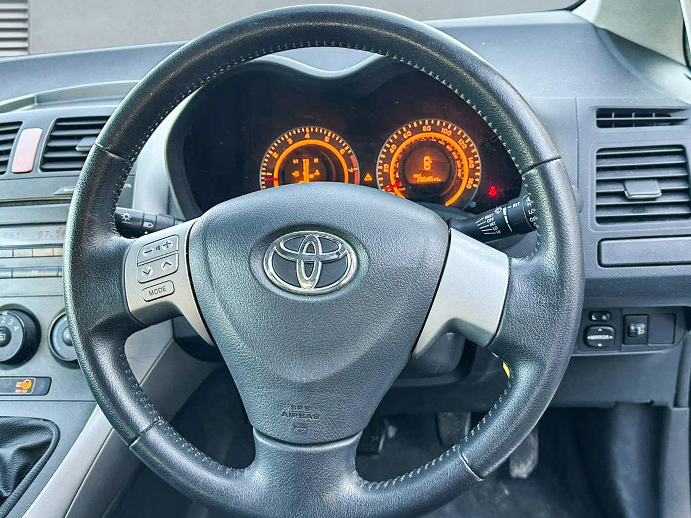 Toyota Auris 1.6 VVT-i TR Hatchback 5dr Petrol Manual (166 g/km, 124 bhp)