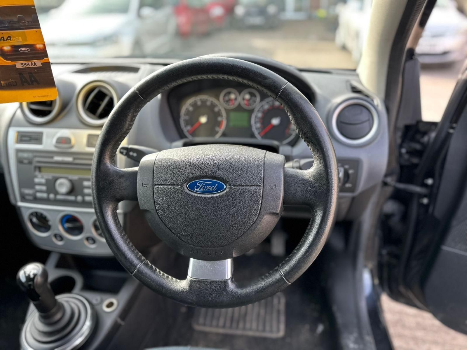 Ford Fiesta 1.4 Zetec Climate Hatchback 3dr Petrol Durashift EST (142 g/km, 79 bhp)