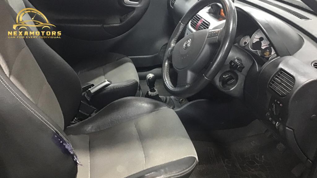 Vauxhall Corsa 1.2i 16v SXi+ Hatchback 3dr Petrol Manual (139 g/km, 79 bhp)