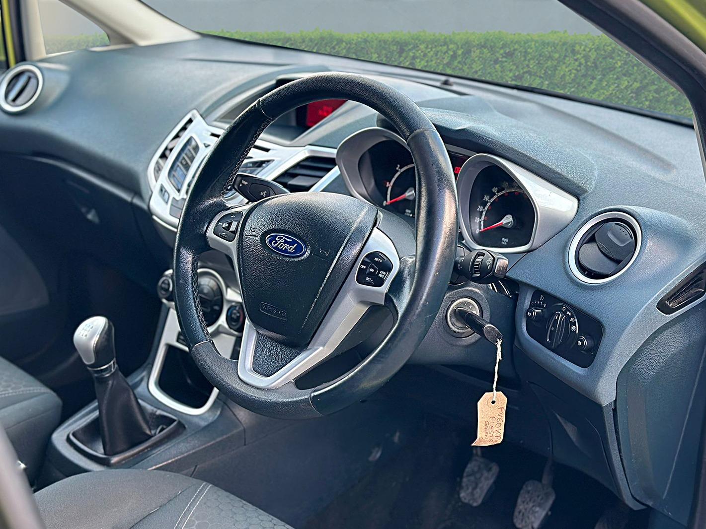 Ford Fiesta 1.6 Titanium Hatchback 5dr Petrol Manual (139 g/km, 118 bhp)